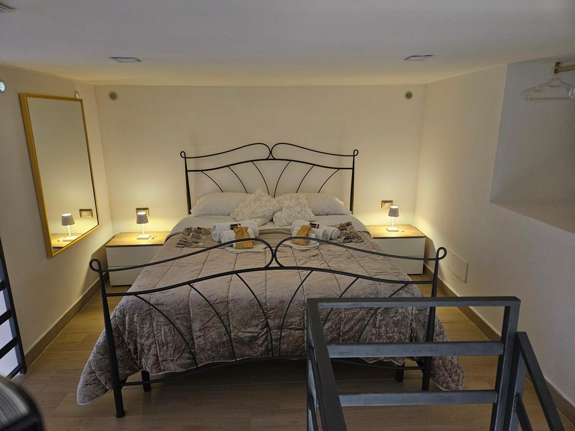Casa Savoia Dream Apartment Naples Exterior photo